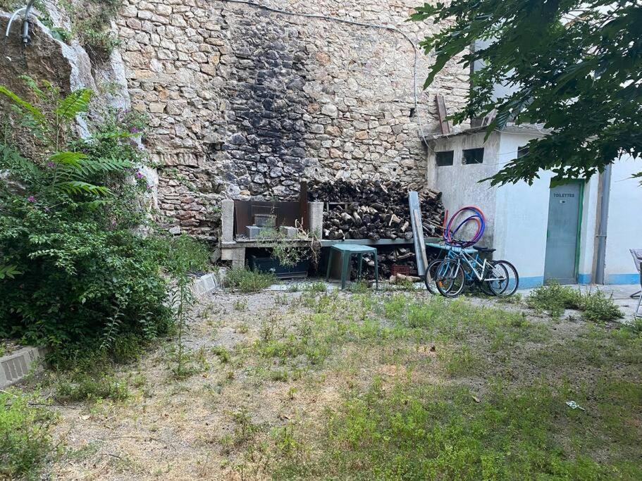 Appt 4 Pers Avec Jardin Ombrage En Centre Ville De Sète Esterno foto